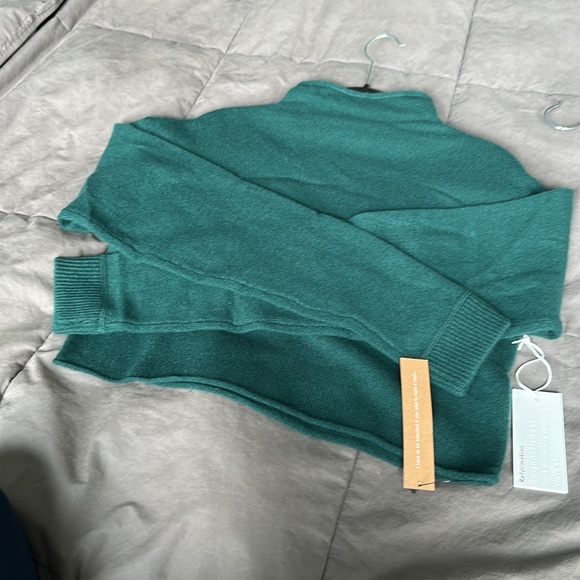 Reformation cashmere top - Picture 3 of 6